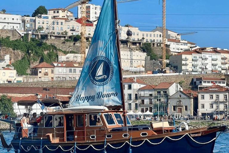 Porto: 6 Bridges of Douro Classic boat tour Porto : Classic boat Cruise on the Douro River