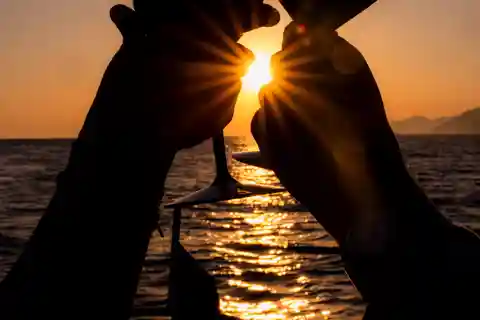 La Spezia: Sunset in Portovenere with wine, music & Focaccia