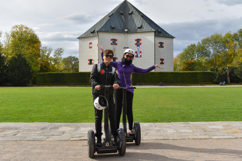 Praga: 2 horas de tour de Segway com serviço de busca no hotelVisita em inglês