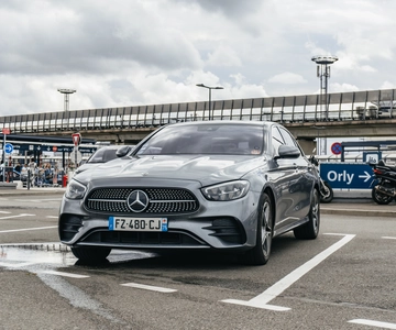 Paris: Private Transfer to/from ORLY Airport