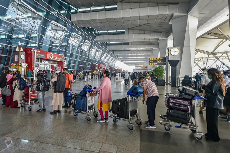 De Delhi : Transfert privé de Delhi à Jaipur en voiture Ac.