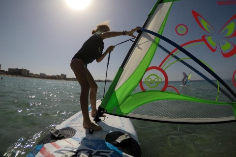 Palma de Mallorca: lección de iniciación de windsurf de 2 horas