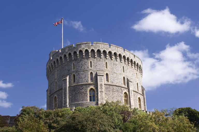 London: Stonehenge, Windsor Castle, Bath, Lacock & Pub Lunch Tour with Pub Lunch (without Windsor Castle & Stonehenge)