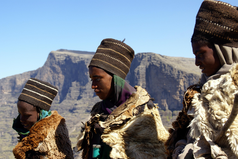 Addis Abeba: Góry Simien i Lalibela 10-dniowa wycieczkaAddis Abeba: 10-dniowa wycieczka w góry Simien i Lalibela