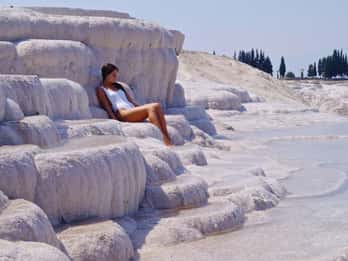 Bodrum : excursion d'une journée au château de coton de Pamukkale et à Hierapolis avec déjeuner