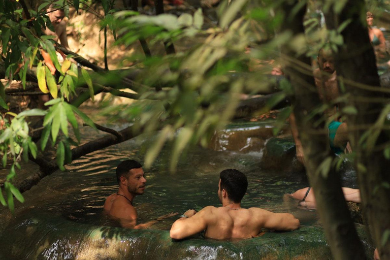 Krabi : Grotte du tigre, sources d'eau chaude et Emerald Pool Jungle Tour