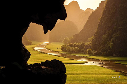 Hanoi: 3-Day Ninh Binh, Ha Long & Lan Ha Bay 5-Star Cruise