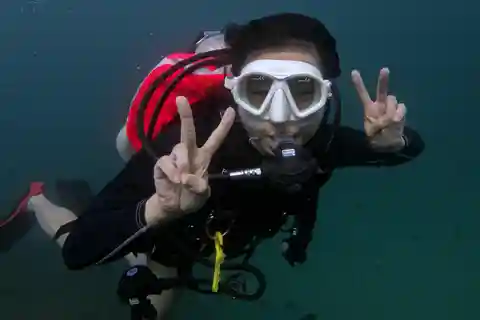フジャイラ：体験ダイビングと水中写真