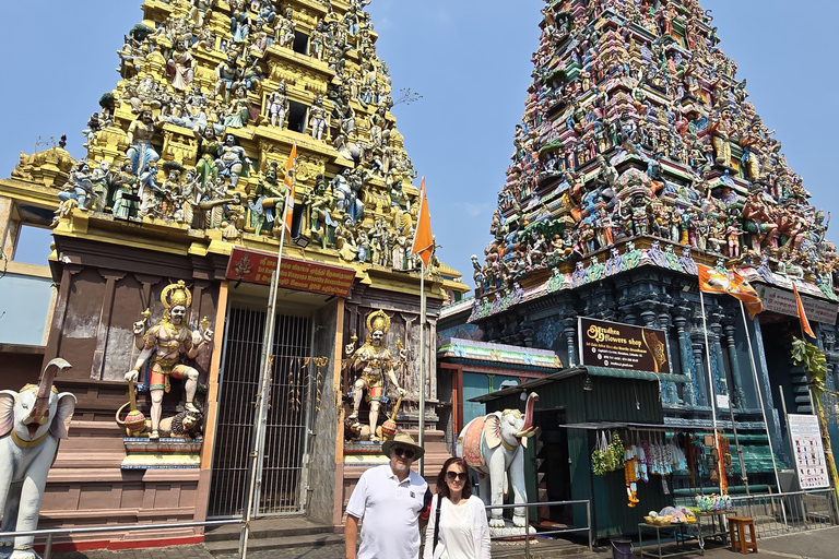 Colombo Heritage and Cultural Temples Tuk Tuk Tour
