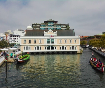 From Coimbra: Tour to Aveiro, Costa Nova beach and Moliceiro boat