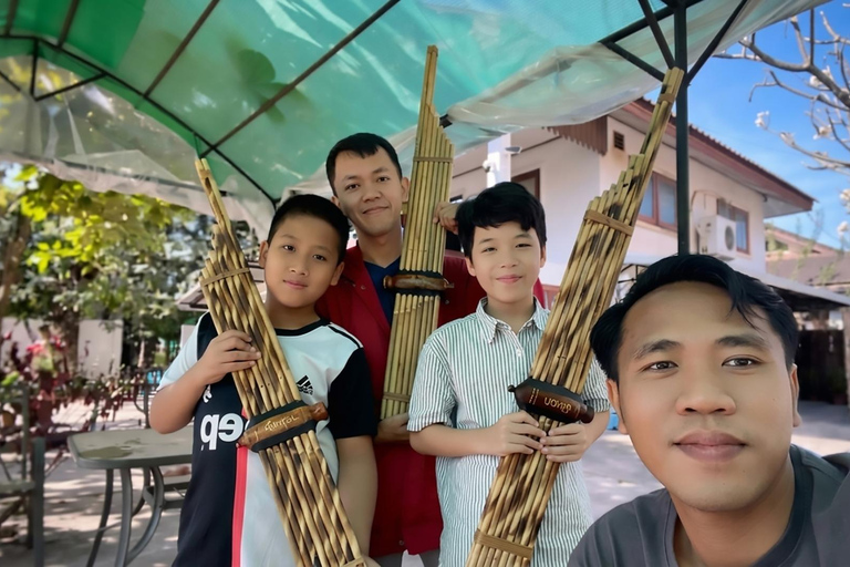 Khaen Lao Class for Beginners & COPE Visitor Center Tour Khaen Lao Class for Beginners only