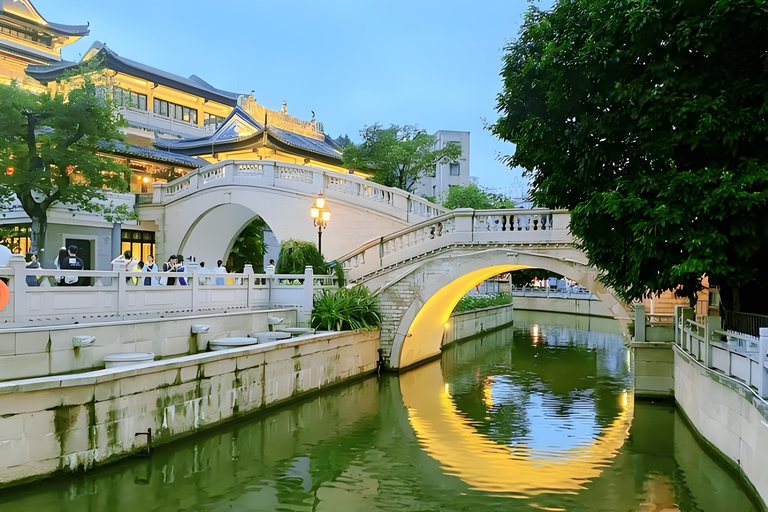 Guangzhou: Baiyun Airport (CAN) Layover Private Tour Taxi Transportation with Guide