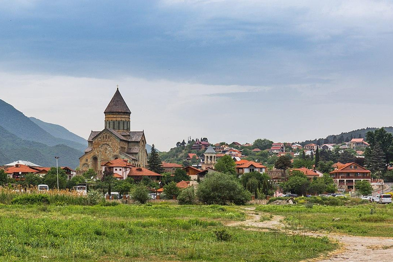 (Private)The Golden Trinity Tour: Mtskheta, Jvari, and Samta (Private)Mtskheta, Jvari & Samtavro: Golden Triangle Express