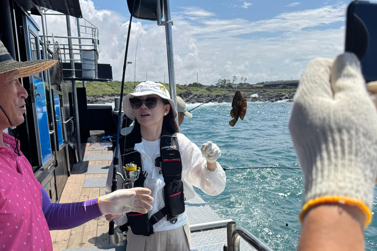 Chagwido Boat Fishing, Dolphin Watching with Local Lunch