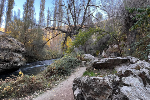 ¡Excursión de 2 días a Capadocia con almuerzo!Excursión de 2 días a Capadocia con almuerzo y entradas