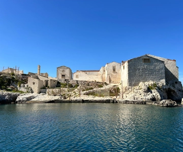 Siracusa Boat Tour: Tuna Factories of South East of Sicily