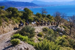 Salerno: Geführter Ausritt in Cava de' Tirreni