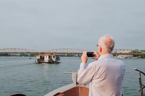 Hue: Luxury Sunset Tea & Dinner Cruise on Perfume River [No Dinner] Luxury Sunset Tea Cruise