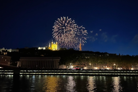 Lyon: Bastille-dagcruise met hapjes en vuurwerk