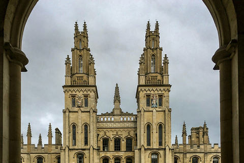 Oxford: Wycieczka po mieście i uniwersytecie z wstępem do college&#039;u w cenieOxford: The Best Bits of Oxford Walking Tour - Przewodnik lokalny.