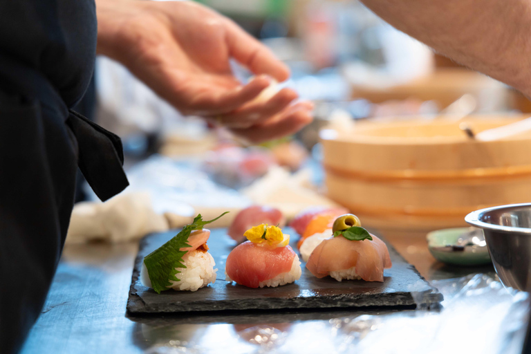 Kyoto: Sushi Lab. by SumayaKyoto: Aula de preparação de sushi