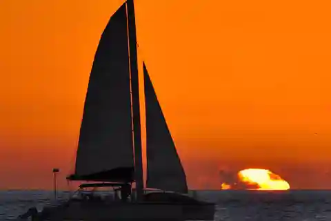Guided Reef Snorkel + Sunset Sail