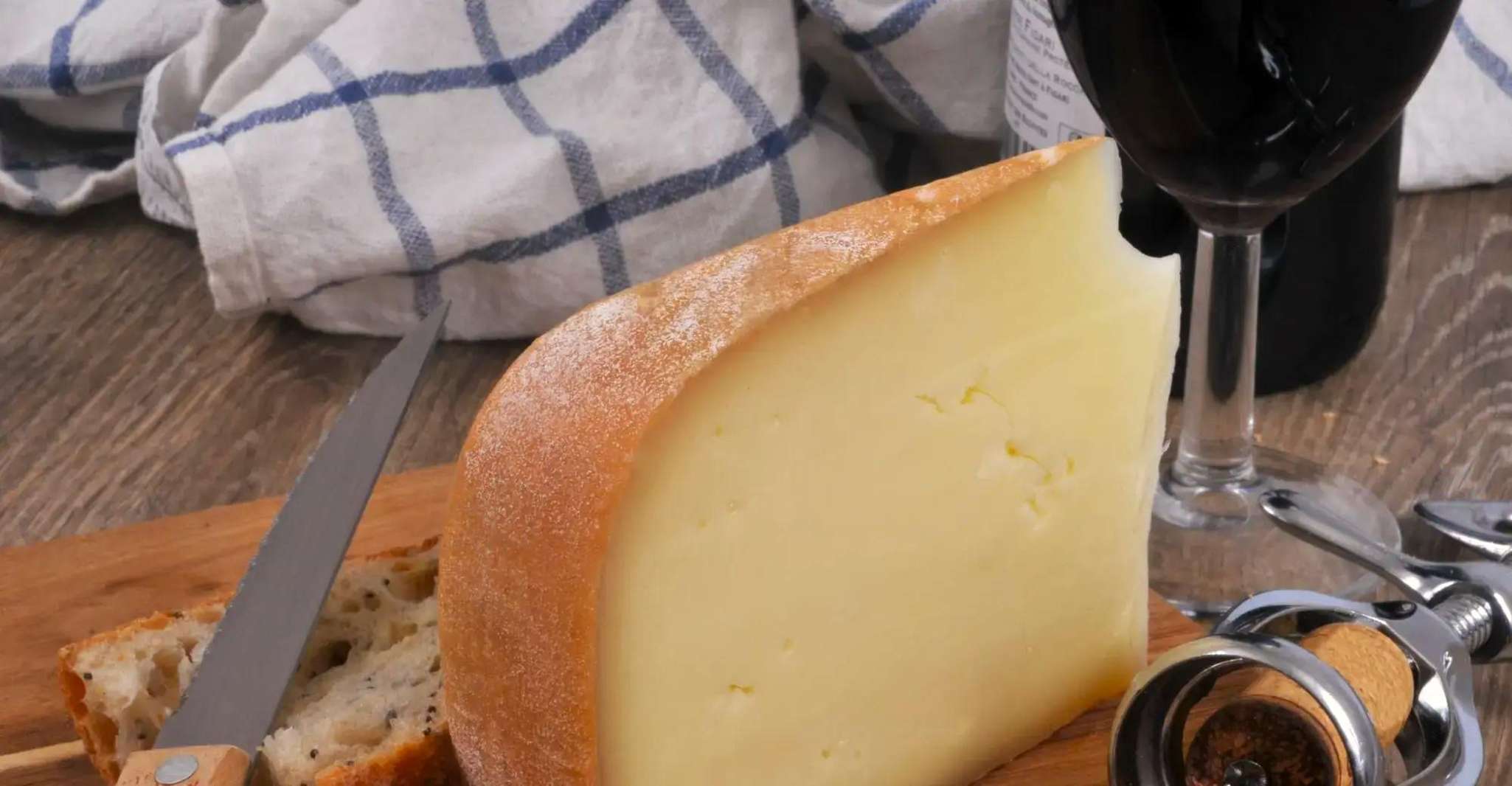 Saint Jean de Luz , guided walking & gourmet tour - Housity