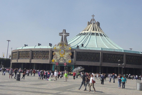 Basilique de Guadalupe : Prise en charge en charge à l&#039;hôtel pour la visite privéeBasilique de Guadalupe : Visite privée avec transport