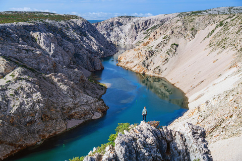 Zadar: Scenic trip to mountains, caves and rivers