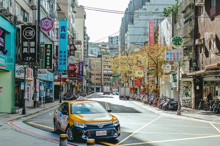 Taipei: Formosa Flavours Food Tour with 12+ Tastings