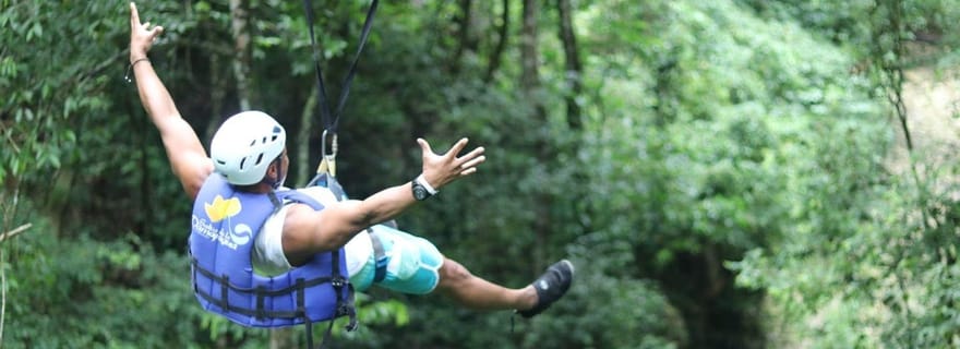 Puerto Plata/Amber Cove : Zipline et chutes d'eau avec déjeuner
