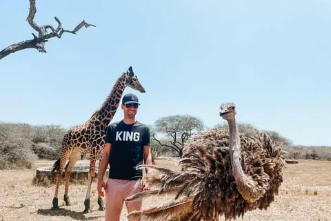 Mombasa: Nguuni Nature Sanctuary & Giraffes Experience Tour.