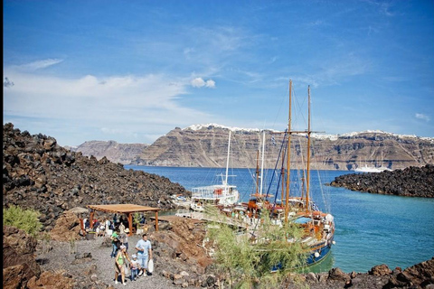 Santorini Volcano and Hot Springs Boat Tour