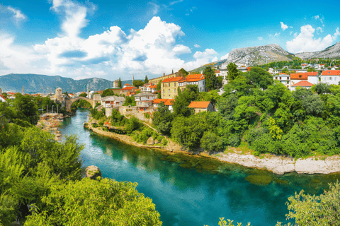 Mostar i wodospady Kravice - prywatna wycieczka z DubrownikaPrywatna wycieczka samochodem