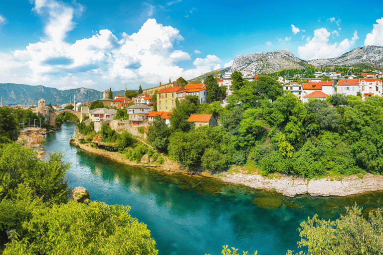 Mostar i wodospady Kravice - prywatna wycieczka z DubrownikaPrywatna wycieczka samochodem