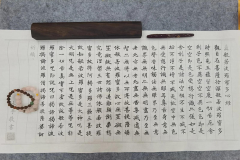 Shanghai: Jade Buddha Temple and Local Food Tour