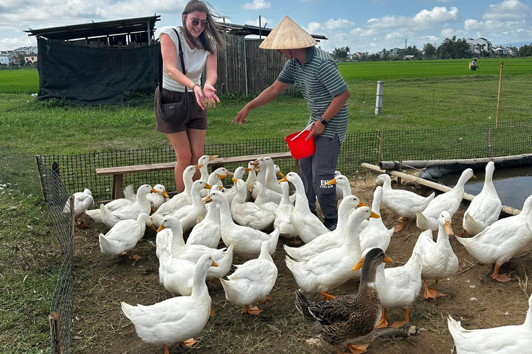 Hoi An: Lantern Making, Duck Farm, & Basket Boat Tour Hoi An: Lantern Making, Duck Farm, & Basket Boat Tour