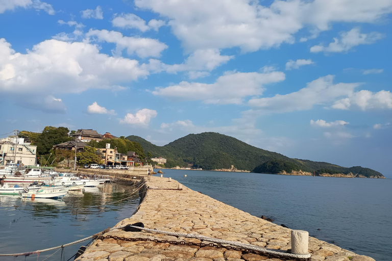 Hiroshima : Visite privée de la ville de Tomonoura Ghibli Ponyo avec chauffeur local