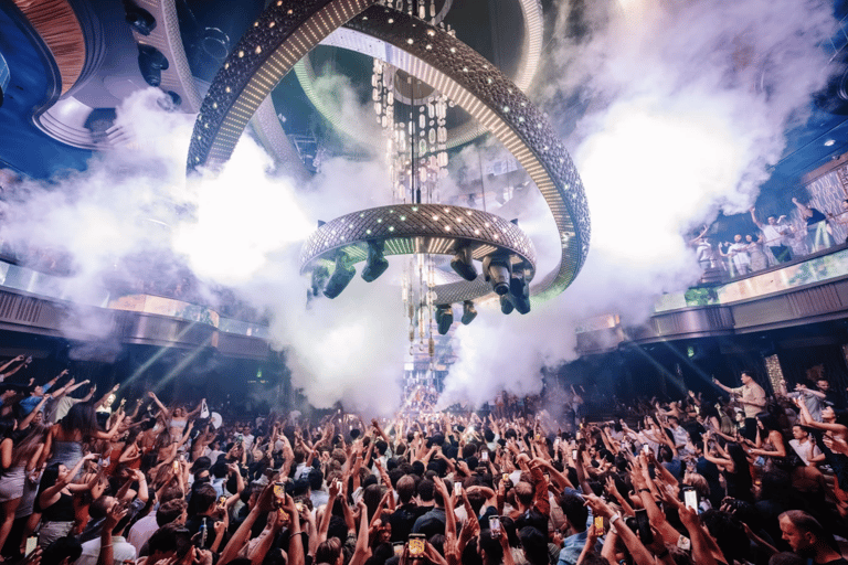 Las Vegas: VIP Club Crawl with Games, Open Bar & Party Bus