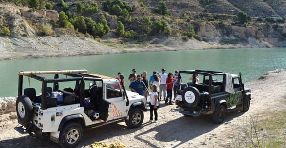 Benidorm: Geführter Jeep-Ausflug nach Guadalest und zu den Algar-Wasserfällen