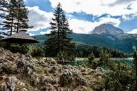 Montenito, Duremitor, Vamos en viaje de día de día de monasterio - Housity