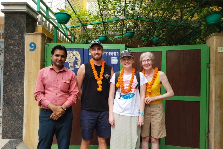 Taj Mahal, Agra Fort & Baby Taj Half-Day Tour by Car From Agra: Tour with AC Car, Driver, and Guide