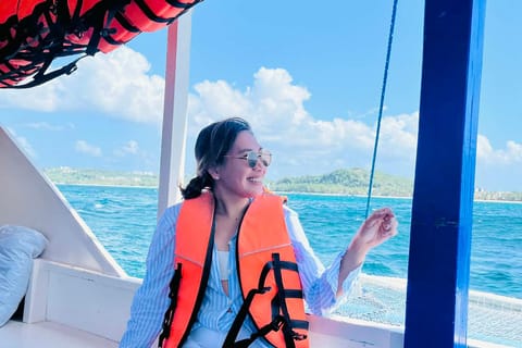 Boracay: Private Island Hopping, Kayak, and Snorkeling Tour - Image 2
