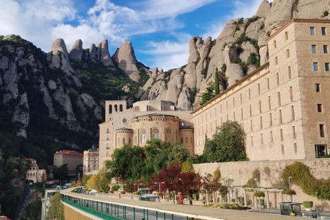 From Barcelona: Montserrat Monastery & Hike with Cable Car