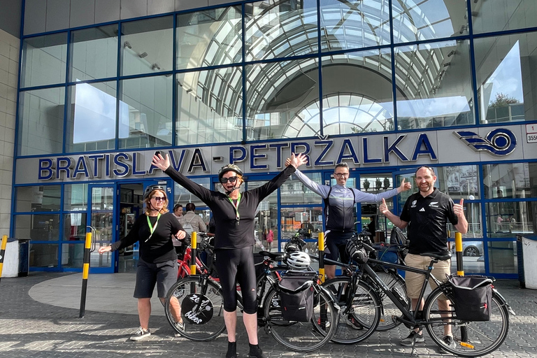 Wypożyczalnia rowerów Wiedeń-Budapeszt z dostawą i transferem bagażu