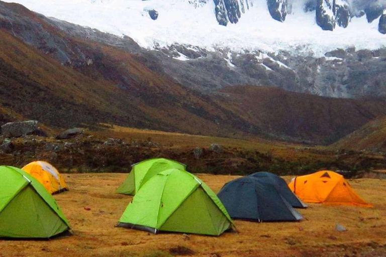 Huaraz : Trekking Santa Cruz-Llanganuco 4Jours /3 Nuits