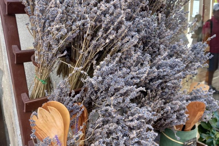 From Avignon: Half-Day Lavender Tour of Luberon From Avignon: Half-Day Afternoon Lavender Tour of Luberon