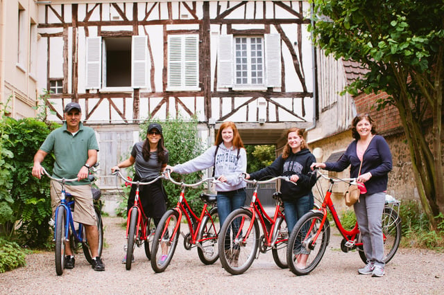 Best of Paris Electric Bike Tour