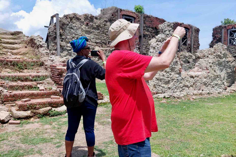 Panama City : Fort San Lorenzo et écluse Agua Clara du canal de Panama