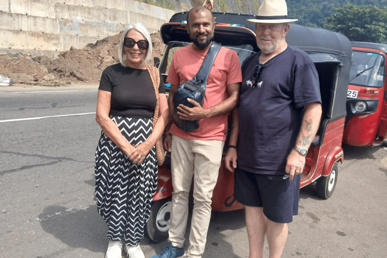 Kandy: Private Tuk-Tuk Tour with Tea Tasting & Hotel Pickup